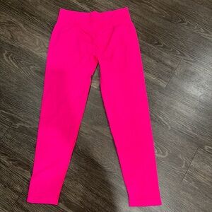 OQQ ribbed scrunched booty lifting leggings size Large